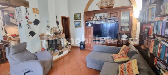 2 bedrooms House in Montespertoli, Italy No. 43961 14
