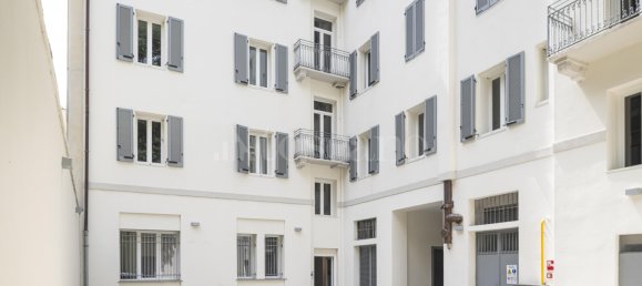 2 rooms Apartment in Milan, Italy No. 324965 3