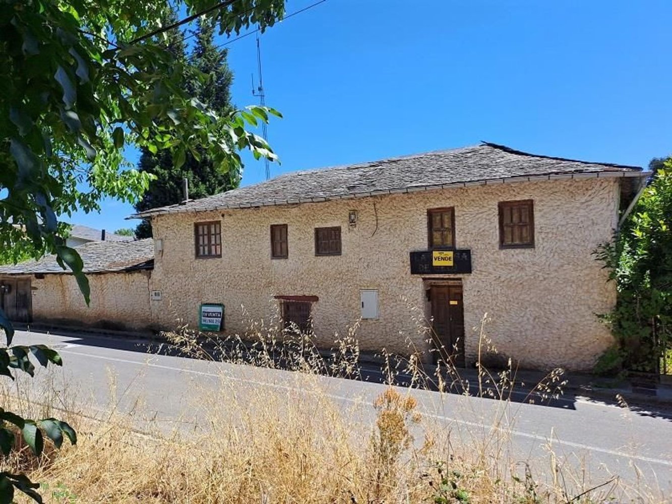 3 غرف نوم منزل في Camponaraya, Spain رقم 87805