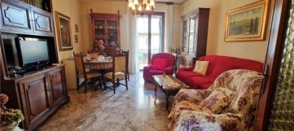 4 rooms Apartment in Scandicci, Italy No. 33057 2