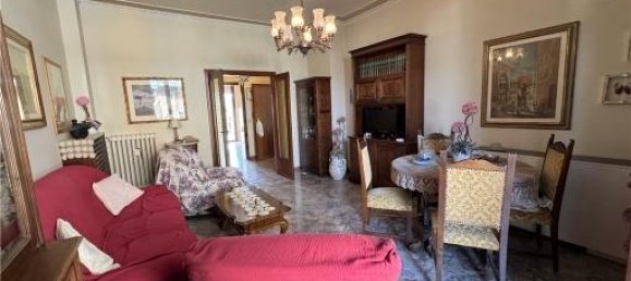 4 rooms Apartment in Scandicci, Italy No. 33057 7