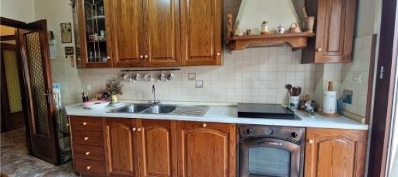 4 rooms Apartment in Scandicci, Italy No. 33057 25