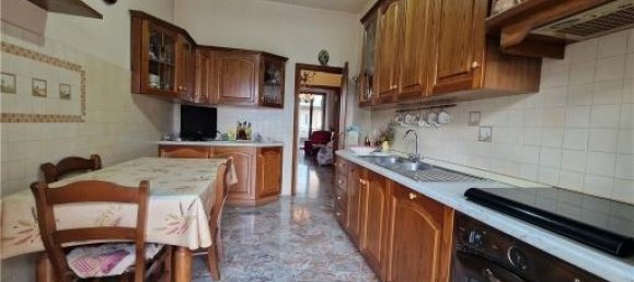 4 rooms Apartment in Scandicci, Italy No. 33057 29