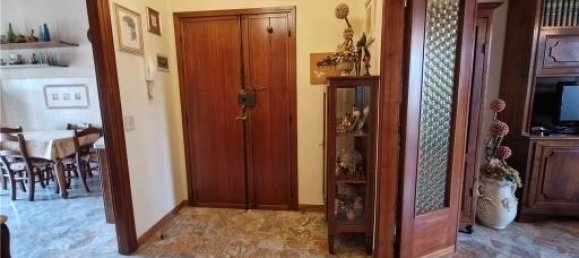 4 rooms Apartment in Scandicci, Italy No. 33057 14