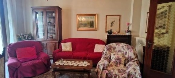 4 rooms Apartment in Scandicci, Italy No. 33057 4