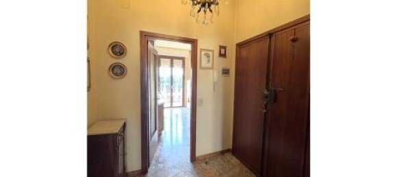 4 rooms Apartment in Scandicci, Italy No. 33057 15