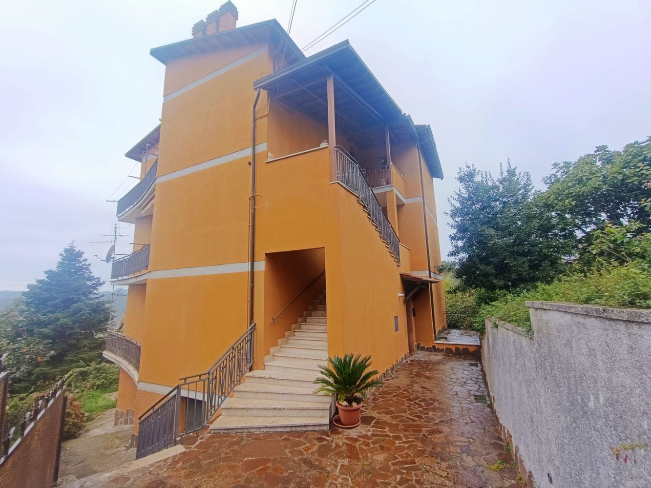 Casa de 4 divisões em Roiate, Italy N.º 71887