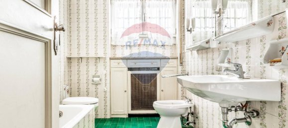 Villa de 4 habitaciónes en Somma Lombardo, Italy No. 238147 14