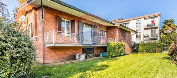 Villa de 4 habitaciónes en Somma Lombardo, Italy No. 238147 19