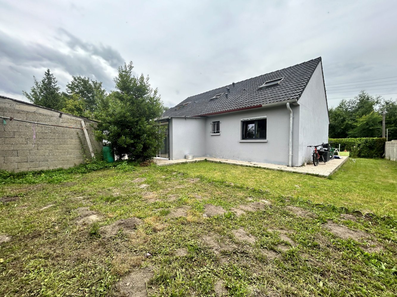 5 bedrooms House in Amiens, France No. 266883