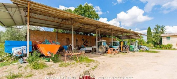 4 bedrooms Villa in San Casciano in Val di Pesa, Italy No. 126775 10