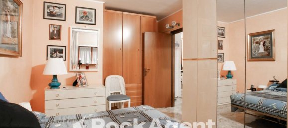 2 bedrooms Apartment in Rome, Italy No. 290300 17