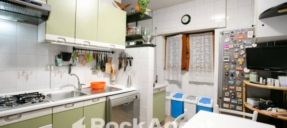 2 bedrooms Apartment in Rome, Italy No. 290300 12