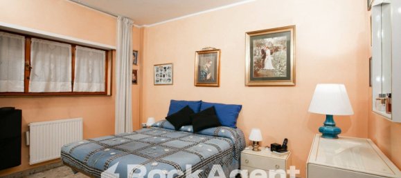 2 bedrooms Apartment in Rome, Italy No. 290300 16