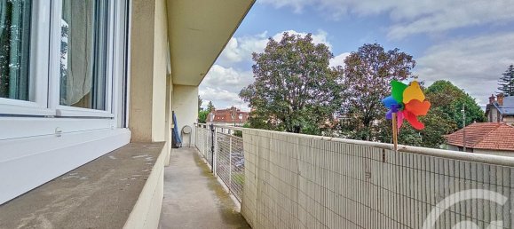 Apartamento de 2 dormitorios en Saint-Andre-les-Vergers, France No. 257565 2