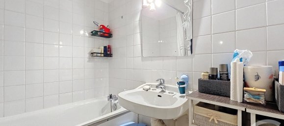 Apartamento de 2 dormitorios en Saint-Andre-les-Vergers, France No. 257565 3