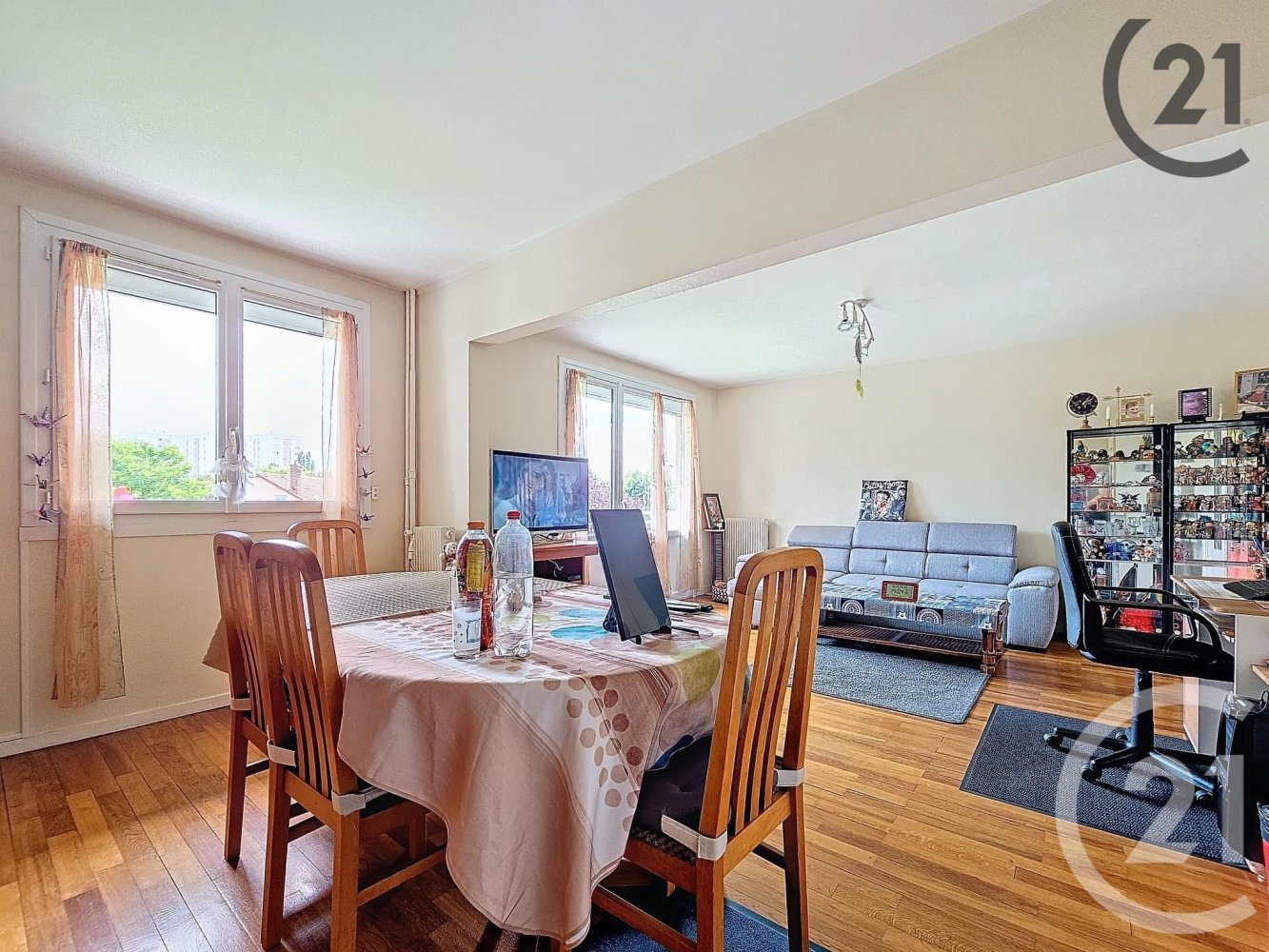 Apartamento de 2 dormitorios en Saint-Andre-les-Vergers, France No. 257565