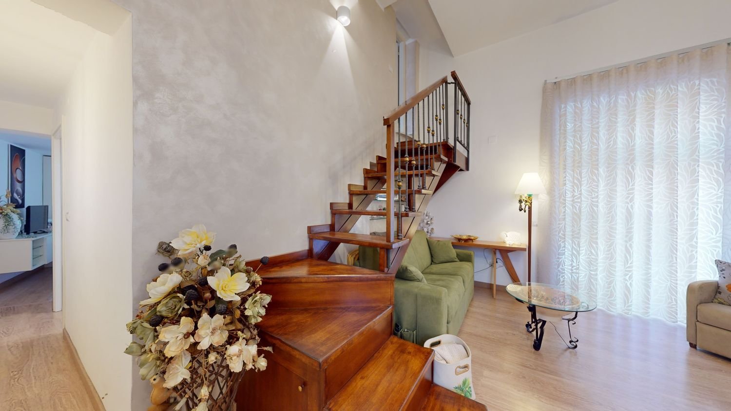 Apartamento de 4 habitaciónes en Naples, Italy No. 206777