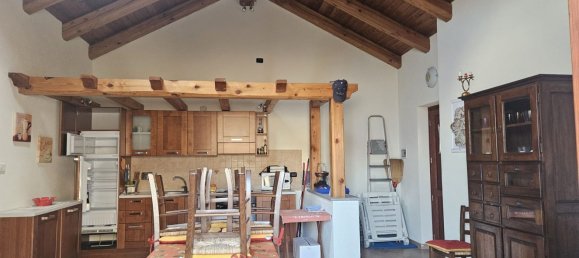 6 rooms House in Chiomonte, Italy No. 109766 8