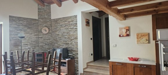 6 rooms House in Chiomonte, Italy No. 109766 9