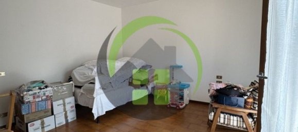 Apartamento de 4 habitaciónes en Leffe, Italy No. 266004 21
