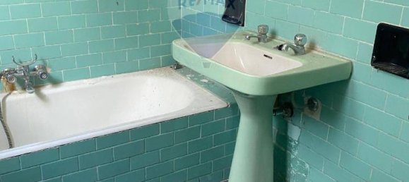 5 rooms Apartment in Belpasso, Italy No. 173721 6