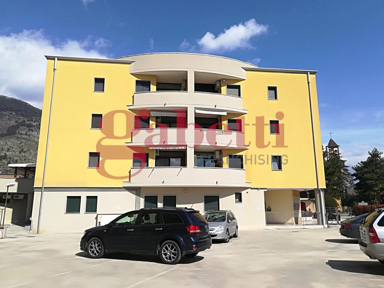 Apartamento de 4 habitaciónes en Venafro, Italy No. 35237