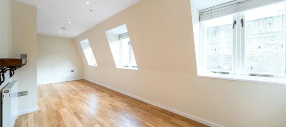 1 bedroom Apartment in London, United Kingdom No. 7653 2
