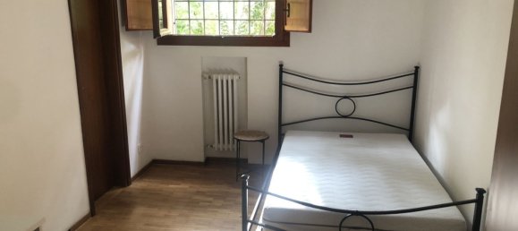 6-salle Appartement à Ferrara, Italy No. 278103 10