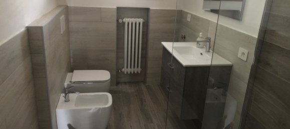 6-salle Appartement à Ferrara, Italy No. 278103 27