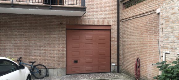 6-salle Appartement à Ferrara, Italy No. 278103 2