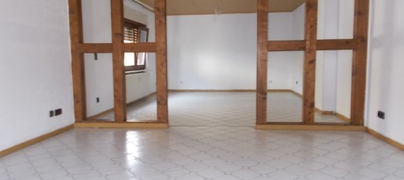 10 rooms Townhouse in Wetteraukreis, Germany No. 57028 4