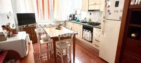 2 bedrooms Apartment in Rome, Italy No. 350229 6