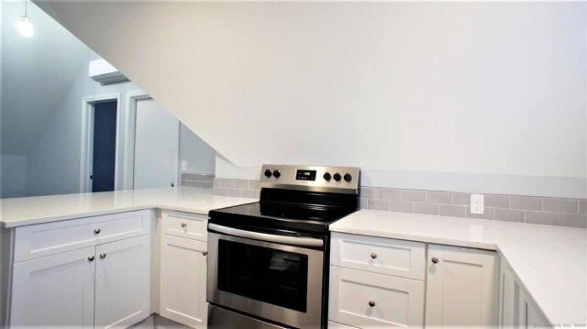 8 bedrooms House in Norwalk, USA No. 371783