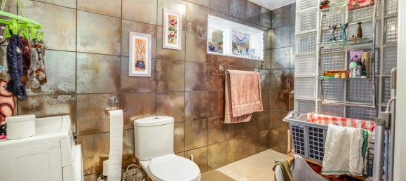 5 Schlafzimmer Haus in Stokes Valley, New Zealand, Nr. 24 25