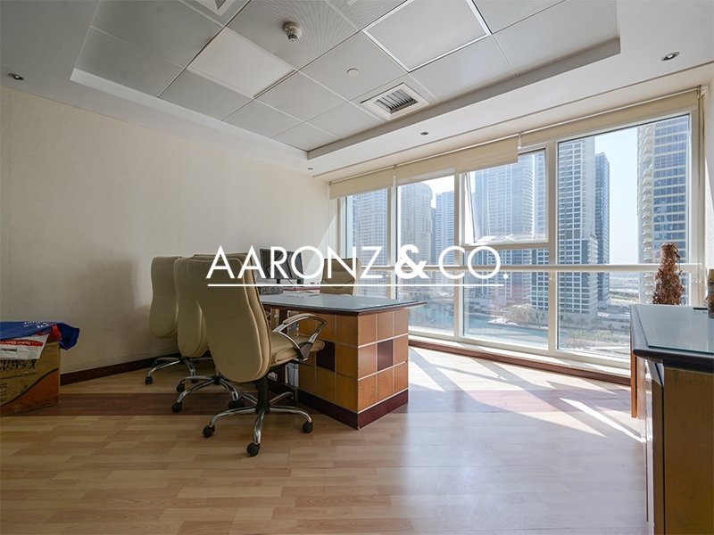 Oficina en Jumeirah Lake Towers, UAE 74 m² No. 123295