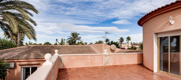 4 غرف نوم فيلا في Torrevieja, Spain رقم 135249 92