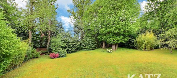 Casa de 5 dormitorios en Garches, France No. 181995 2