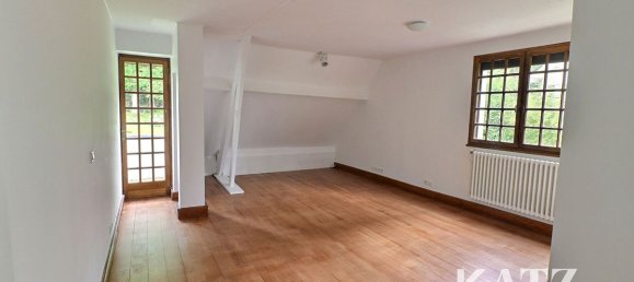 Casa de 5 dormitorios en Garches, France No. 181995 18