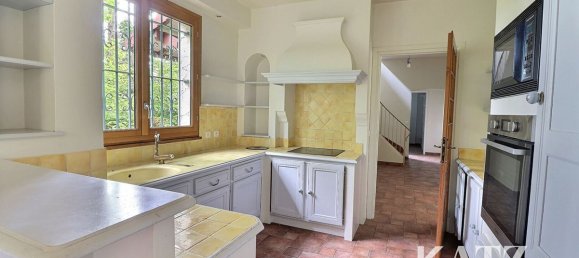 Casa de 5 dormitorios en Garches, France No. 181995 10