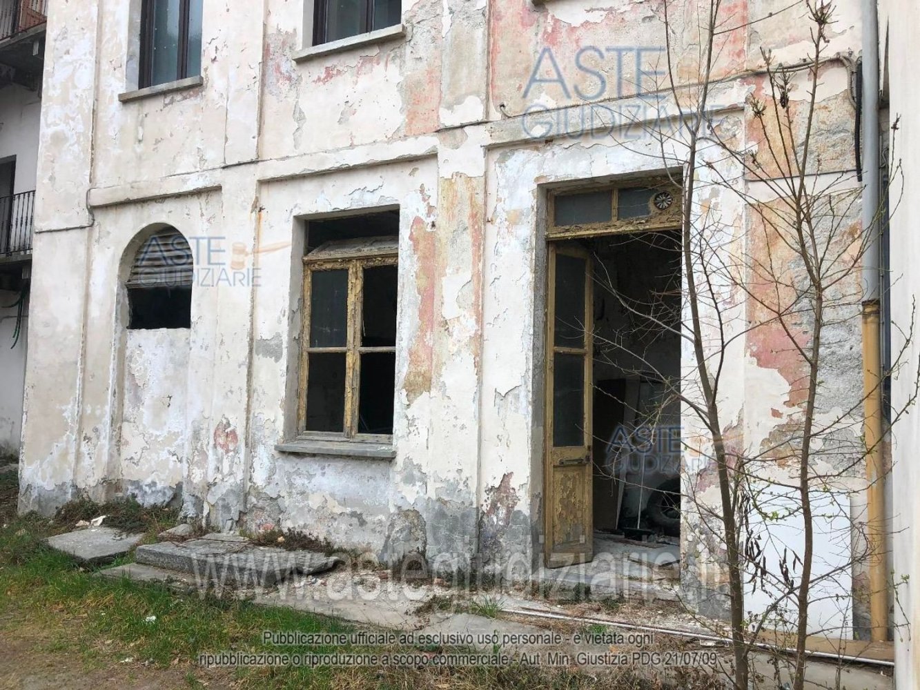 30 bedrooms House in Pont Canavese, Italy No. 355621