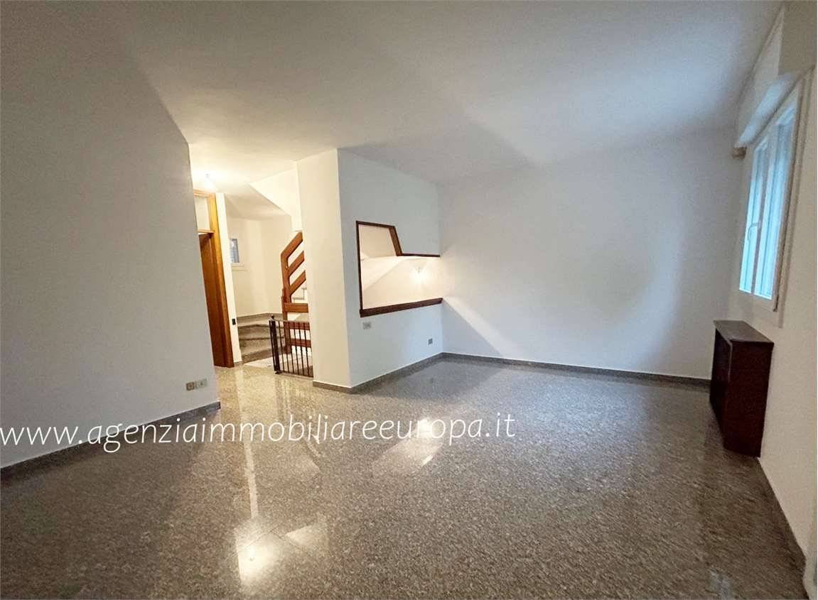 Casa T4 em Padua, Italy N.º 268261