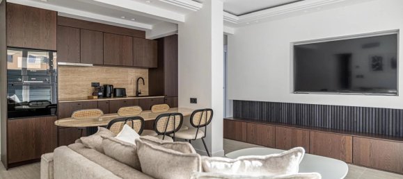 Apartamento de 2 dormitorios en Cannes, France No. 38351 8