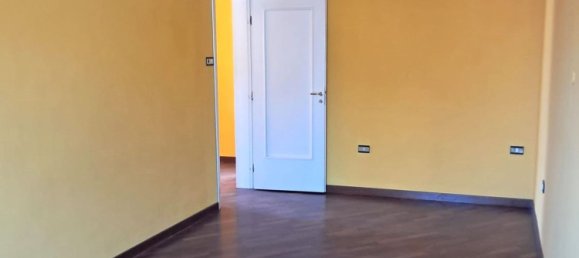 Apartamento de 3 dormitorios en Foggia, Italy No. 358087 7