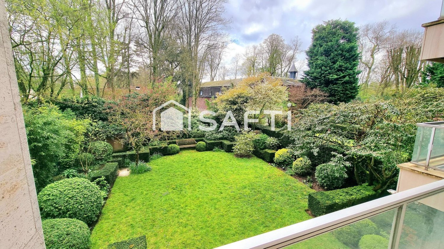 4 bedrooms Apartment in Croix, France No. 59213