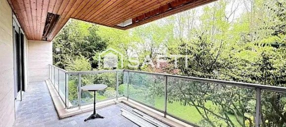 4 bedrooms Apartment in Croix, France No. 59213 2