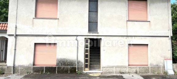 4 bedrooms Villa in Rho, Italy No. 273279 10