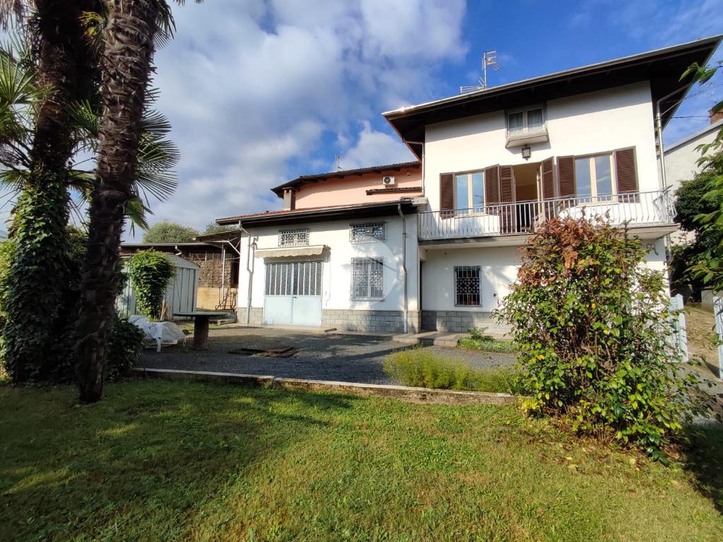 3 bedrooms House in Valdengo, Italy No. 322145