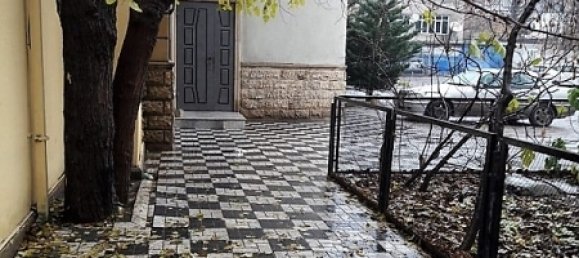 4 rooms Office in Baku, Azerbaijan No. 1035 17