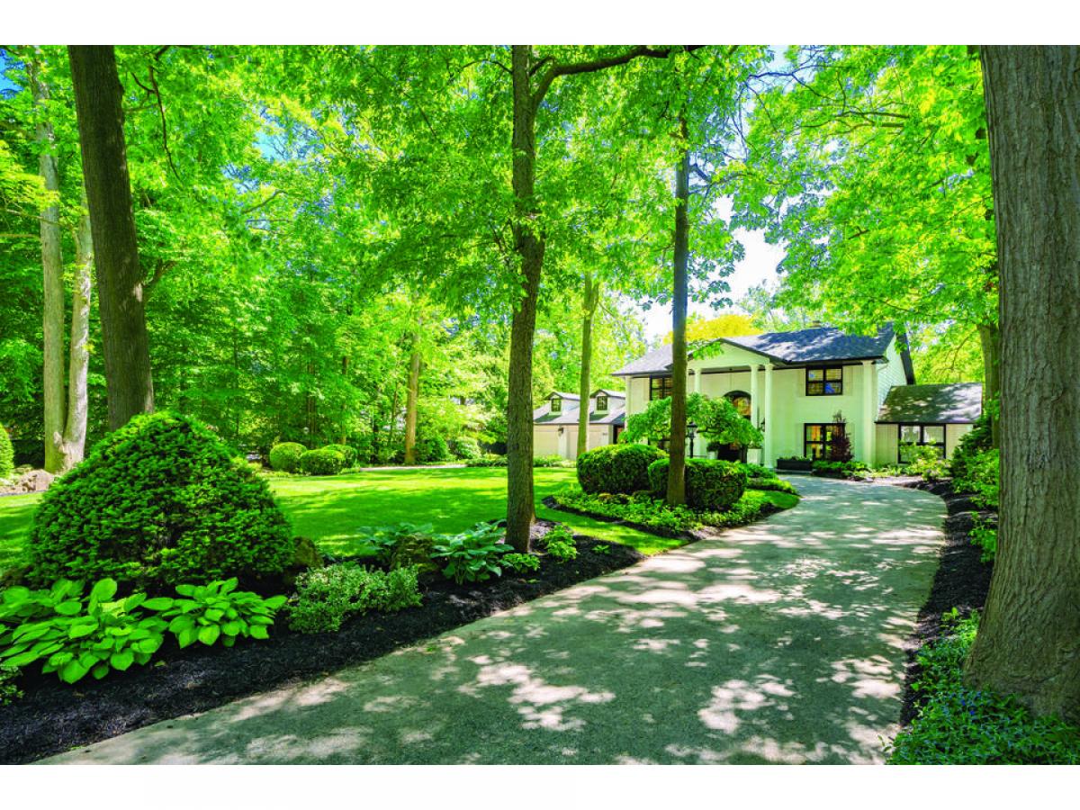 5 bedrooms House in Mississauga, Canada No. 792